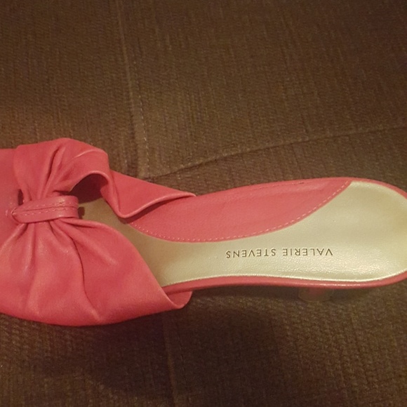 Cute heel shoes - Picture 2 of 2